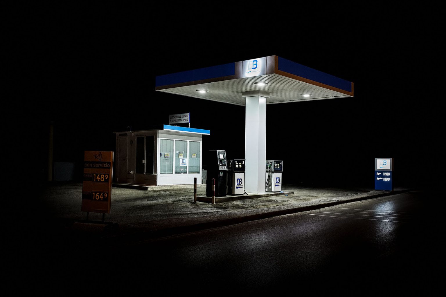 VL_PetrolStations_DB_1600-1536×1024